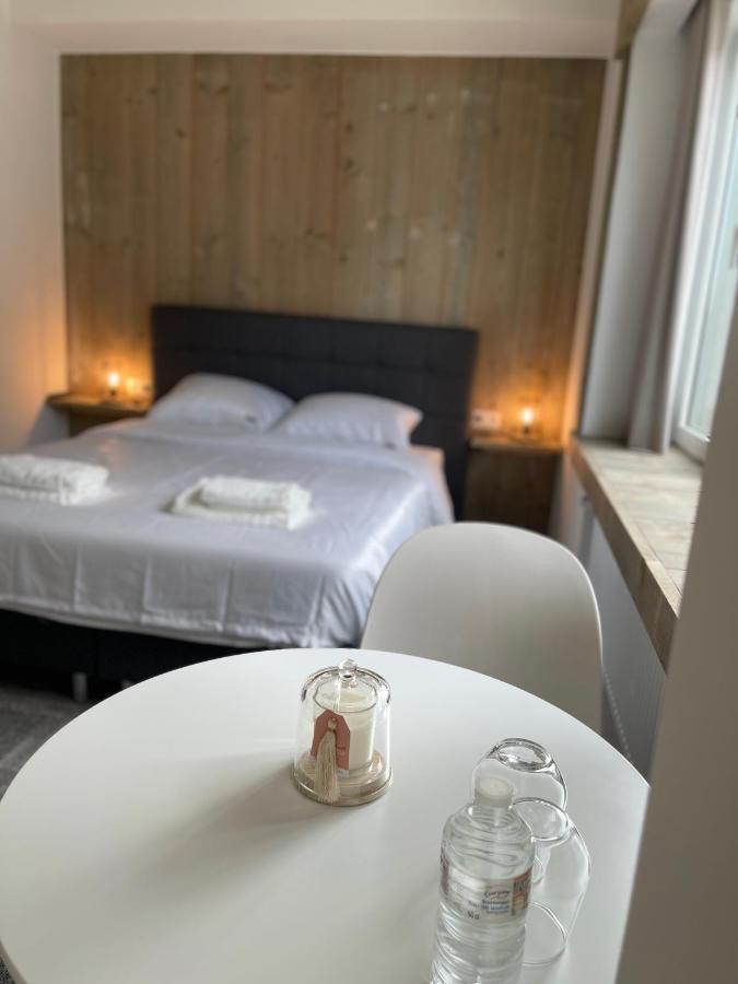 Mooie Kamer In Centrum Brugge Met Badkamer Εξωτερικό φωτογραφία