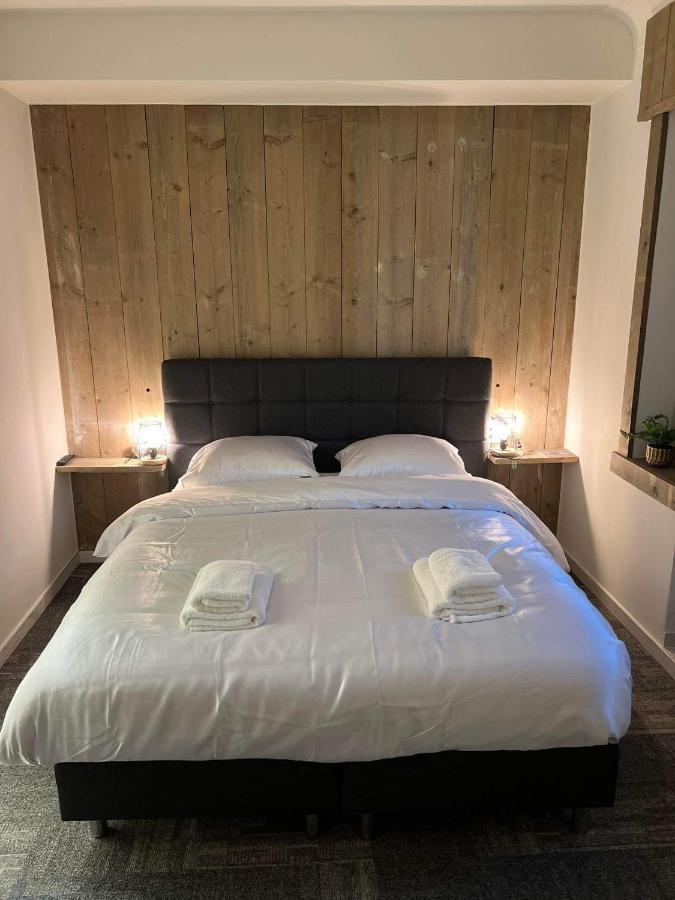 Mooie Kamer In Centrum Brugge Met Badkamer Εξωτερικό φωτογραφία